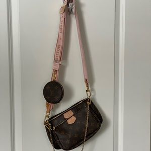 Louis Vuitton MULTI POCHETTE ACCESSOIRES